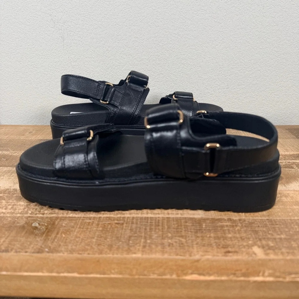 Steve Madden Big Mona Platform‎ Sandals Women 9 Black Leather Gold Turn Lock
